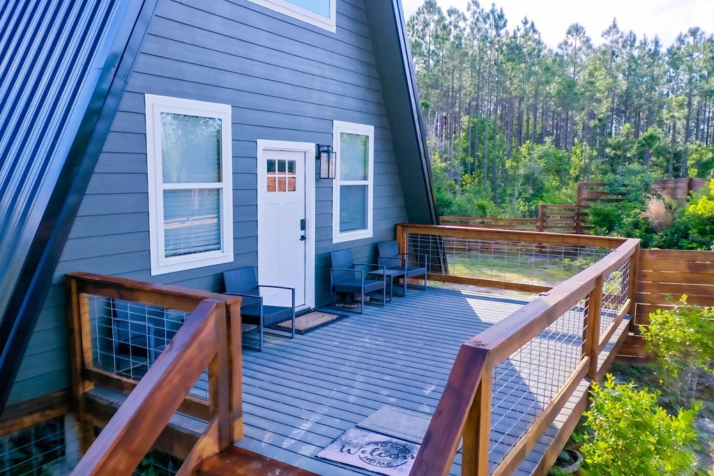 5588 Brunswick Highway