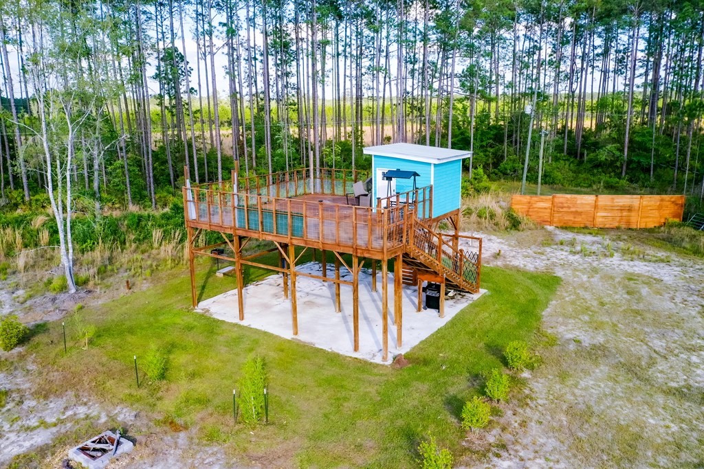 5588 Brunswick Highway