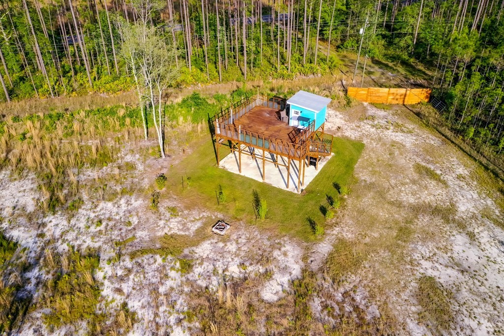 5588 Brunswick Highway