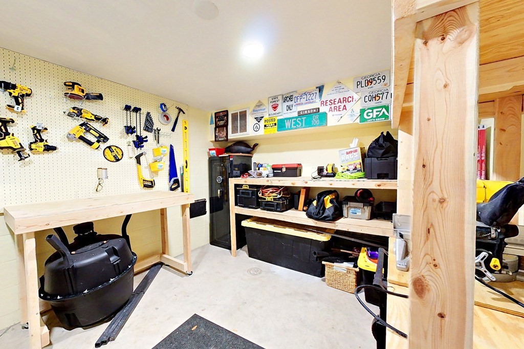 1267 S River Oaks Drive