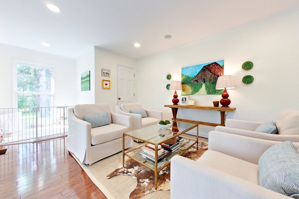 1267 S River Oaks Drive