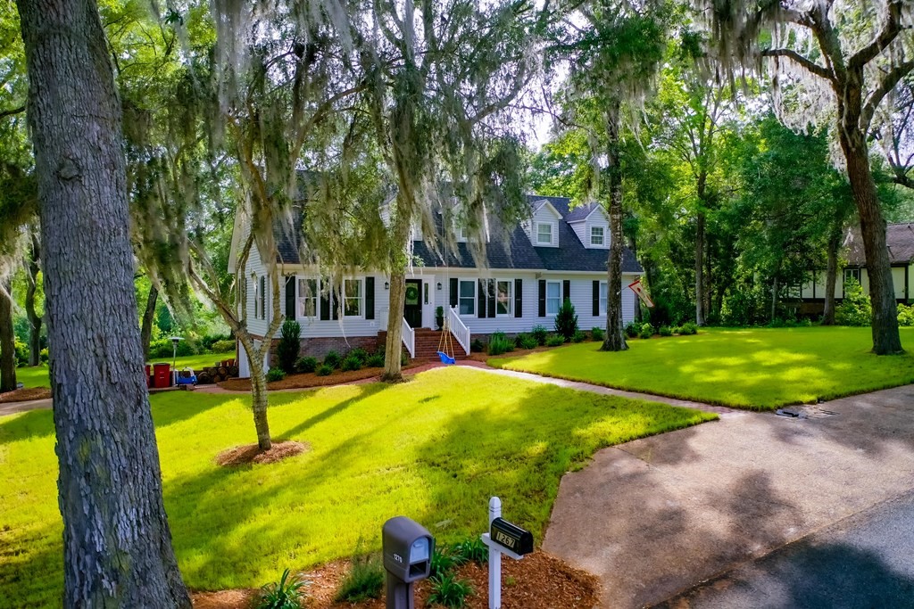 1267 S River Oaks Drive