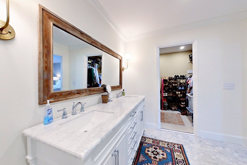 1267 S River Oaks Drive