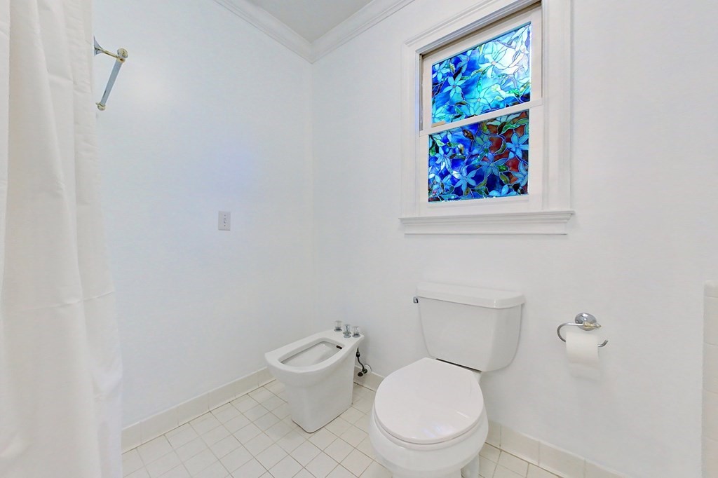 1035 Riverdale Drive