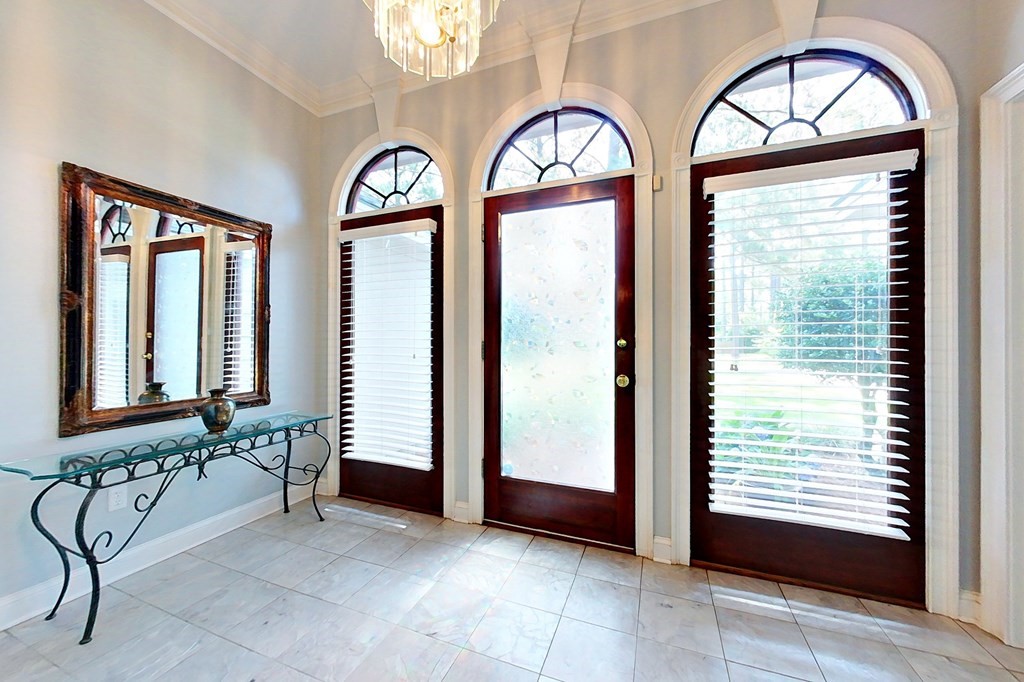 1035 Riverdale Drive