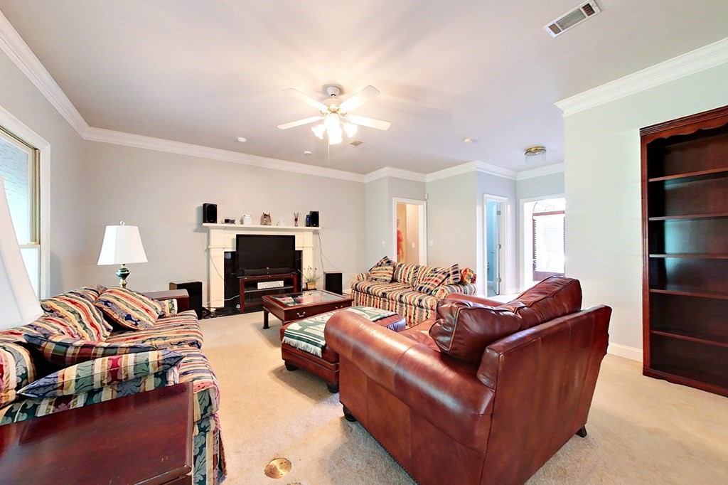 1035 Riverdale Drive