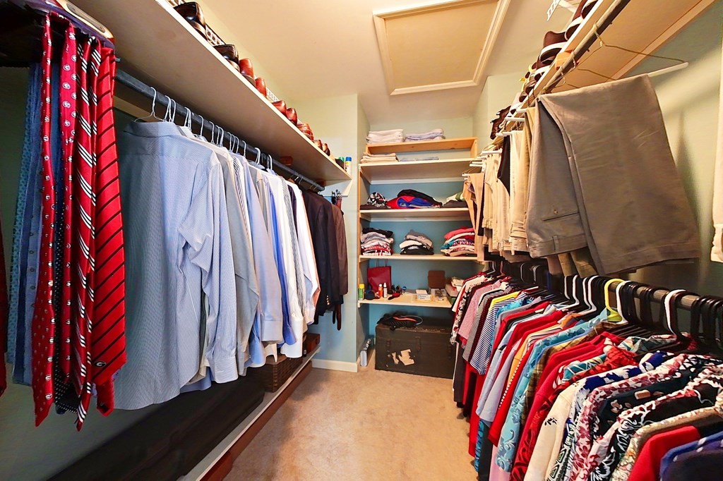 1035 Riverdale Drive