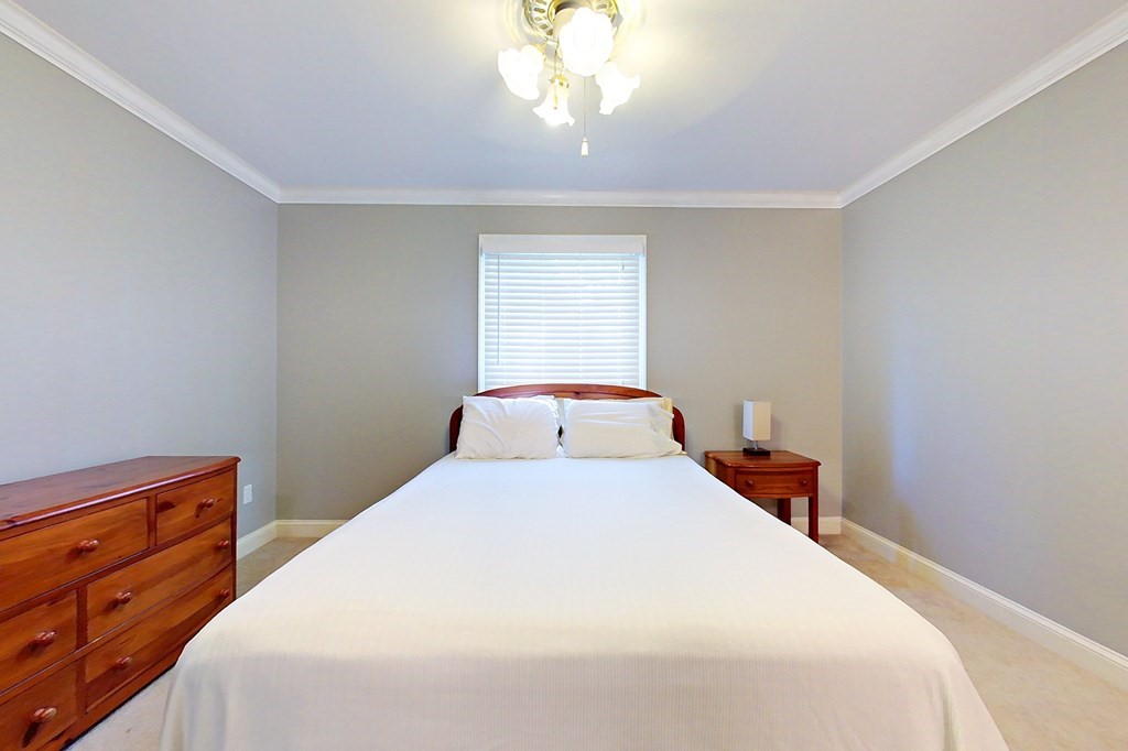 1035 Riverdale Drive