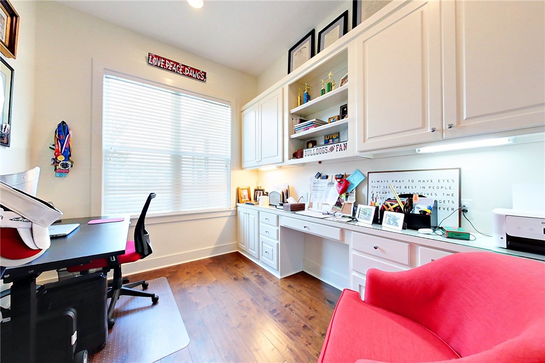4111 Mulligan Circle