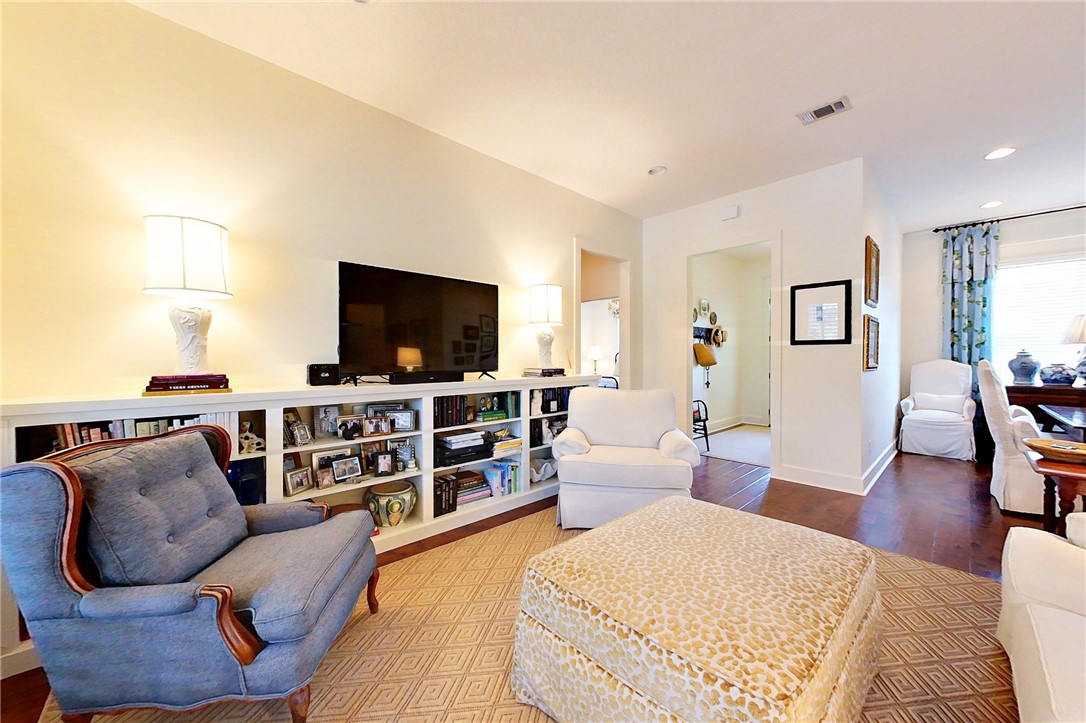 4111 Mulligan Circle