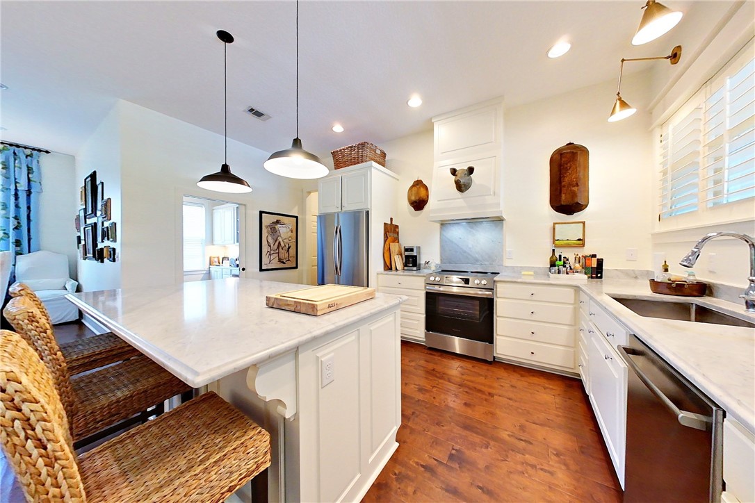 4111 Mulligan Circle