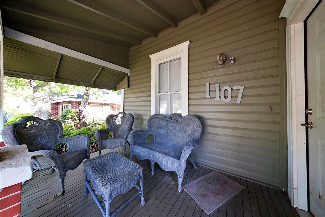 1107 Elizabeth Street