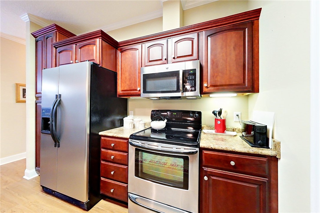 6628 Pine Ridge Circle