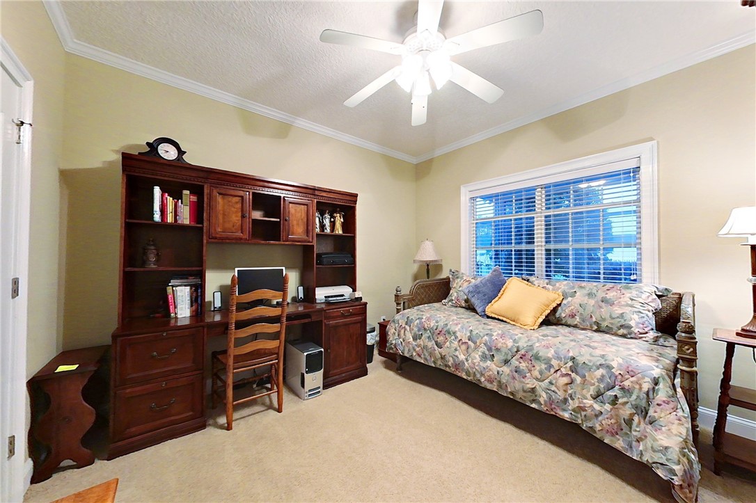 6628 Pine Ridge Circle
