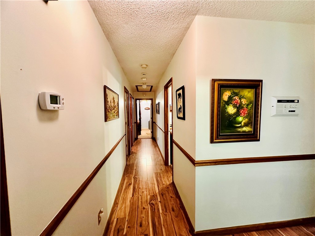 1595 Meadowood Drive