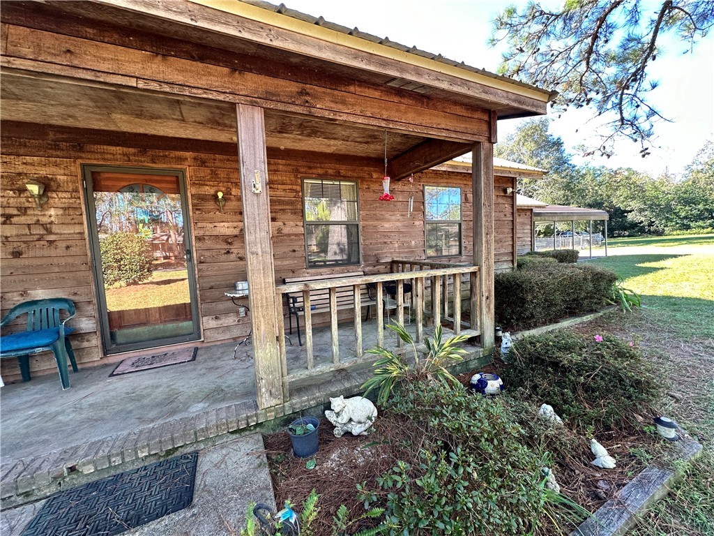 1595 Meadowood Drive