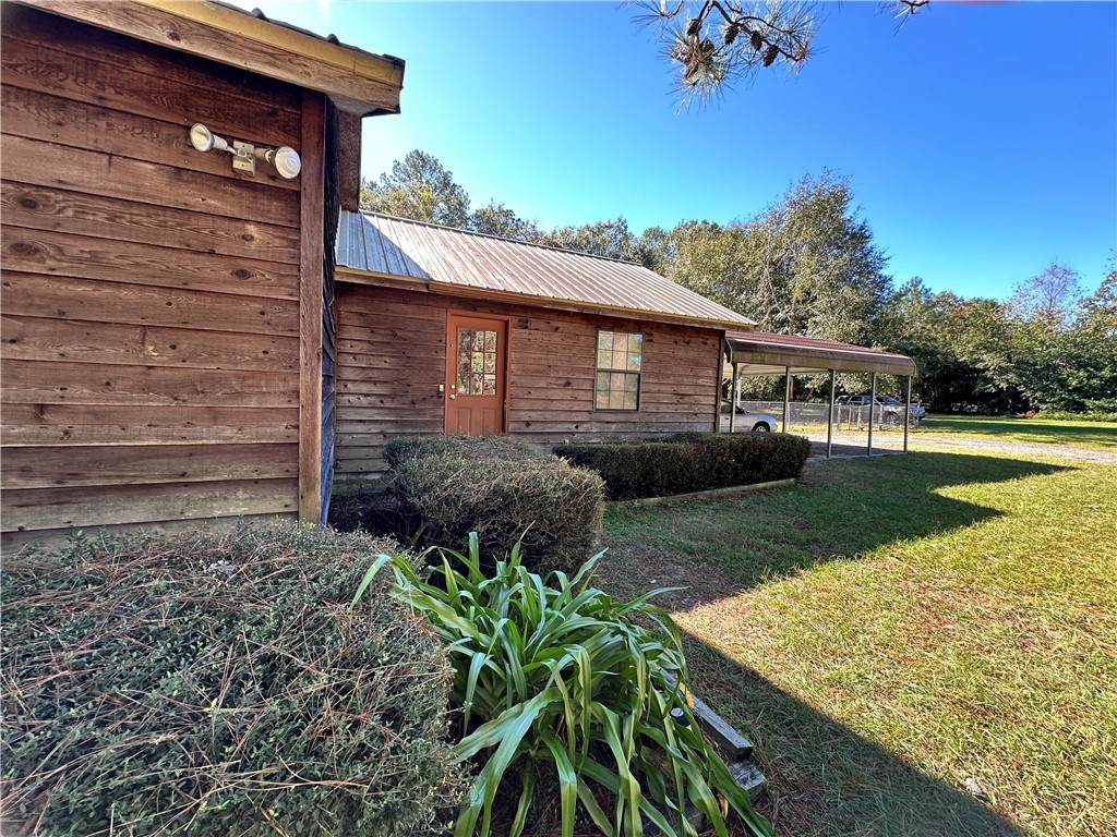 1595 Meadowood Drive