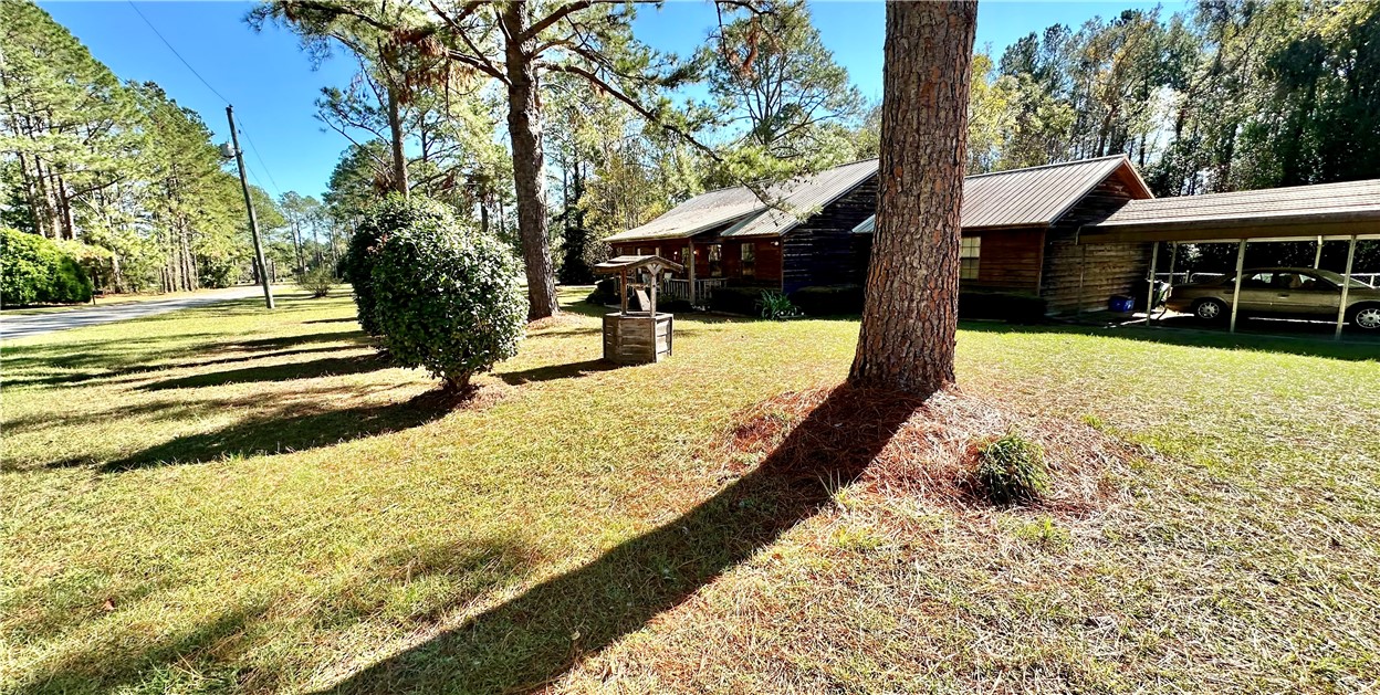 1595 Meadowood Drive