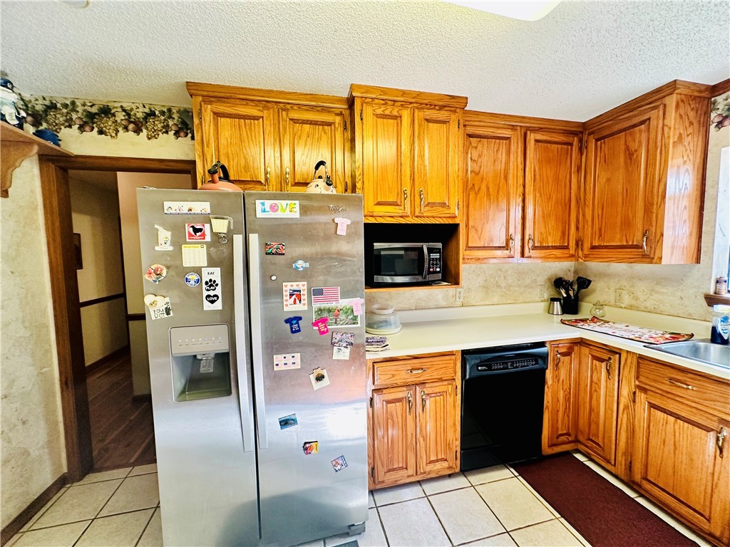 1595 Meadowood Drive