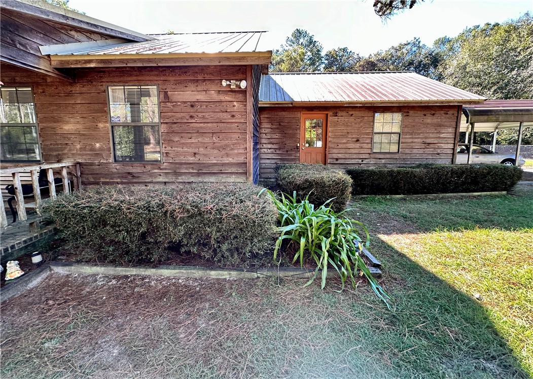 1595 Meadowood Drive