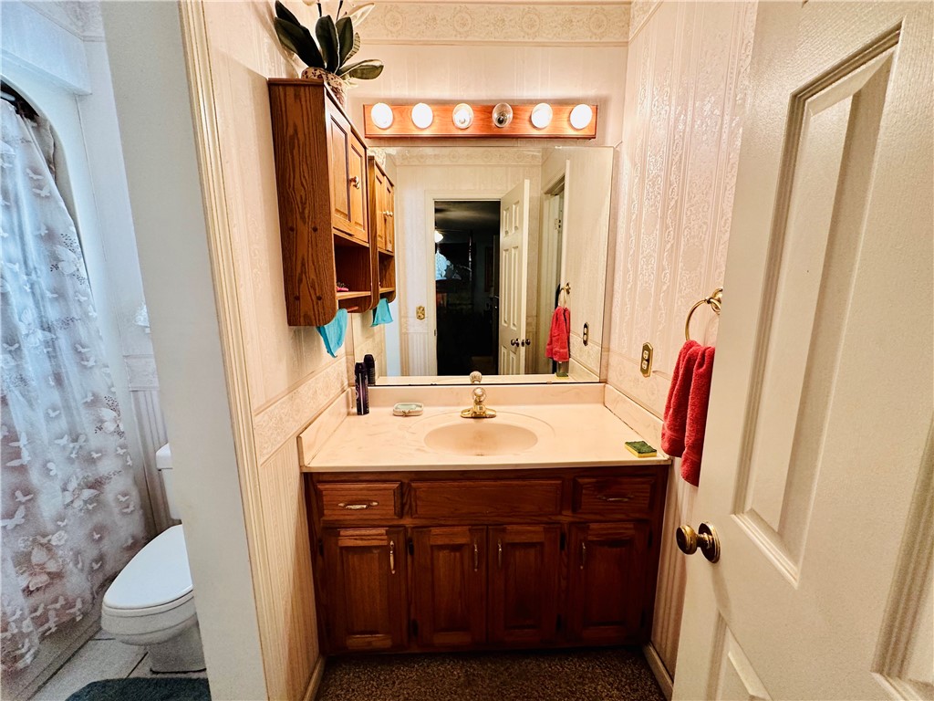 1595 Meadowood Drive