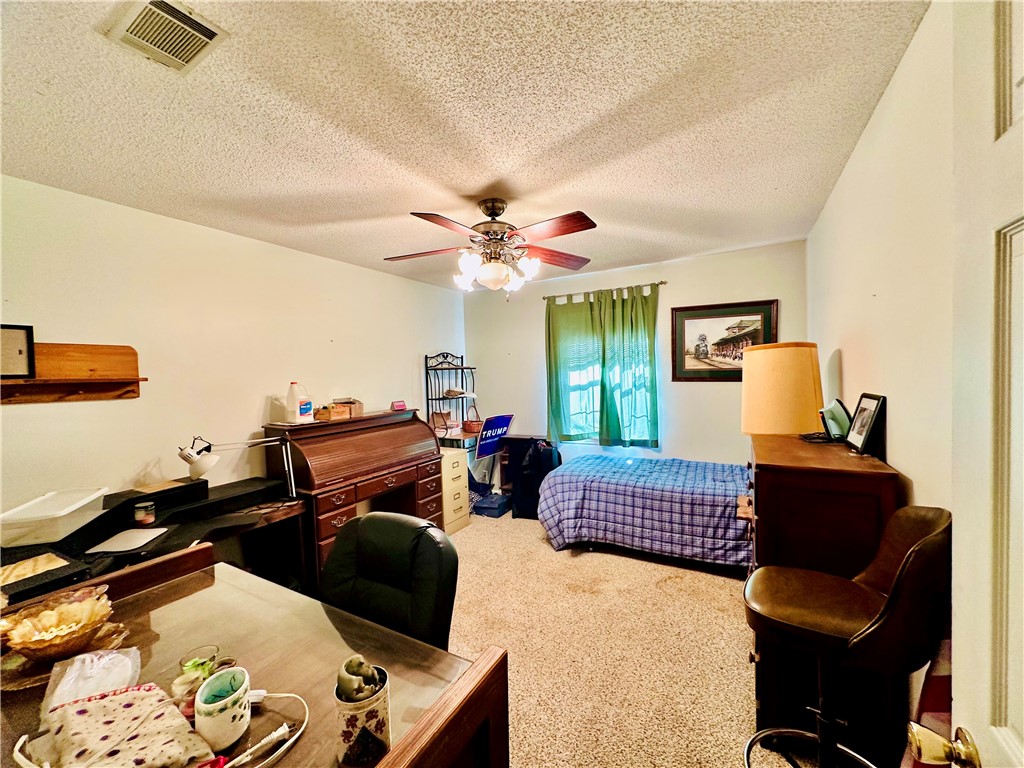 1595 Meadowood Drive