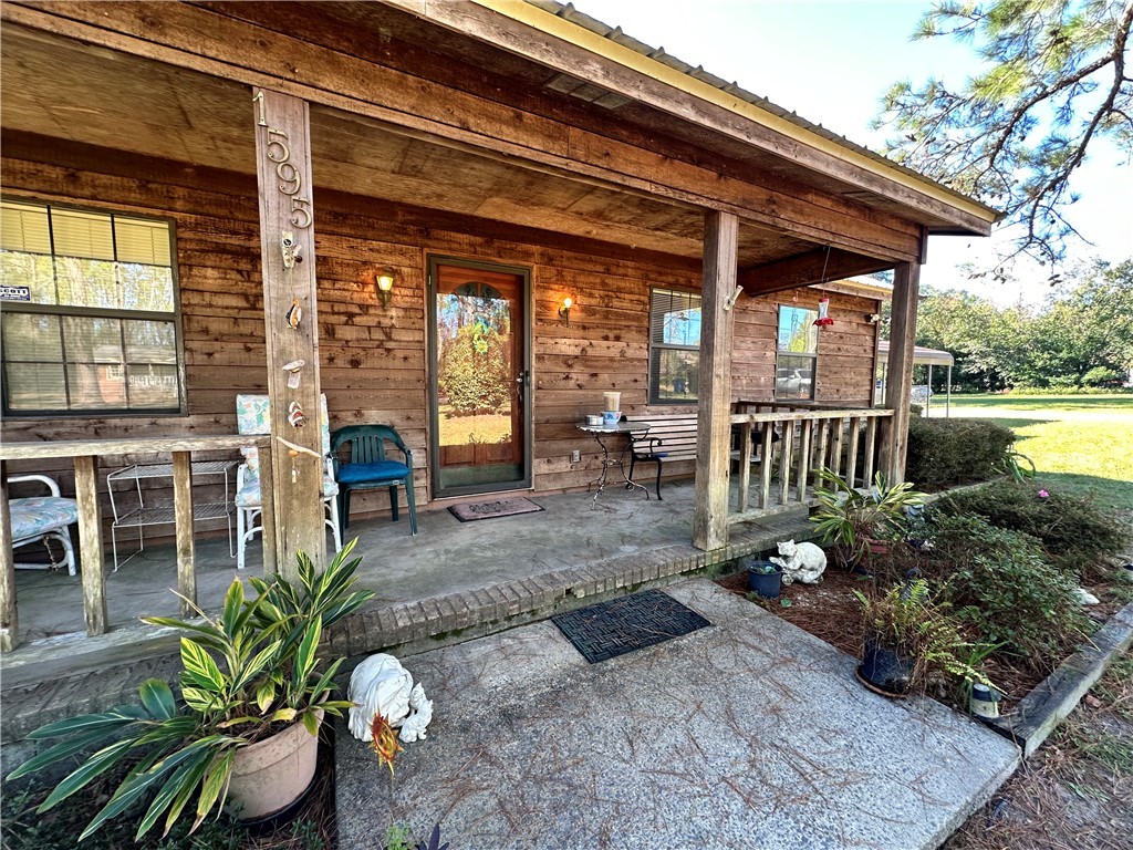 1595 Meadowood Drive