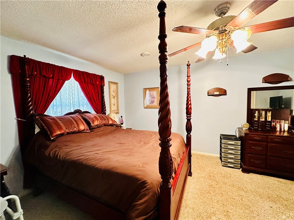 1595 Meadowood Drive