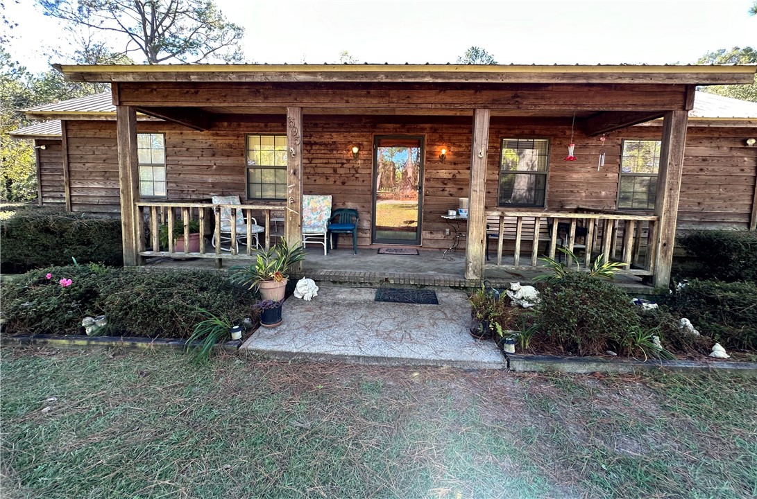 1595 Meadowood Drive