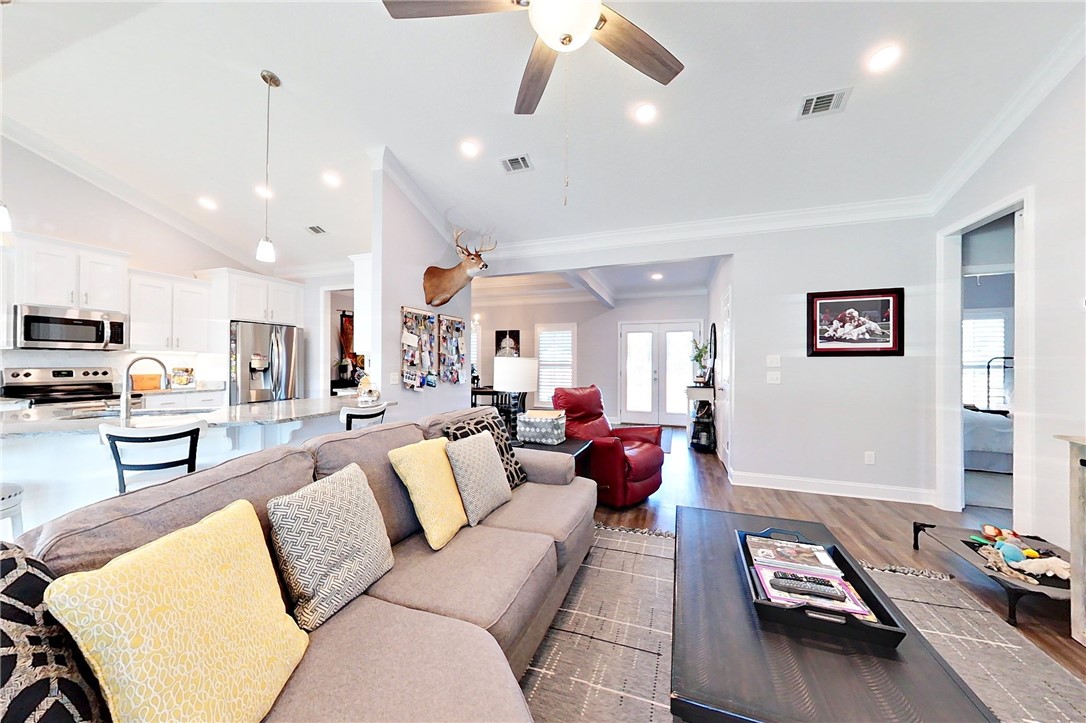 2410 Cobblestone Drive