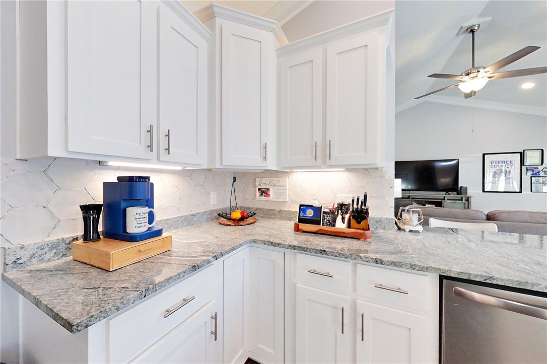 2410 Cobblestone Drive