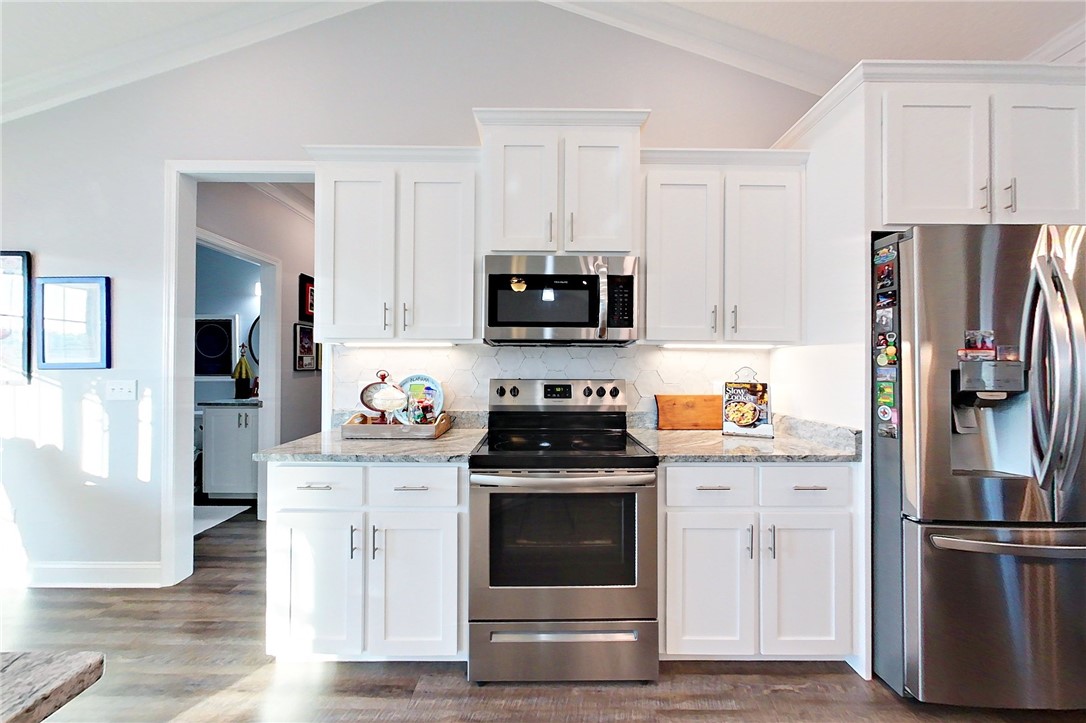 2410 Cobblestone Drive