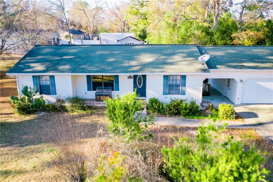 320 Maple Lane