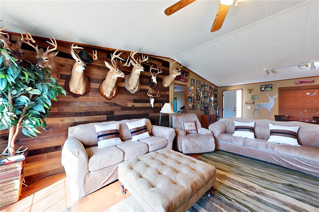 3259 W Horseshoe Road
