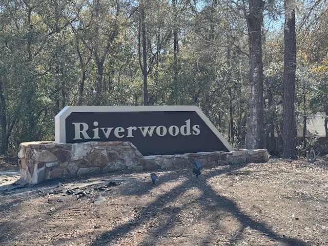 6435 Riverwoods Drive