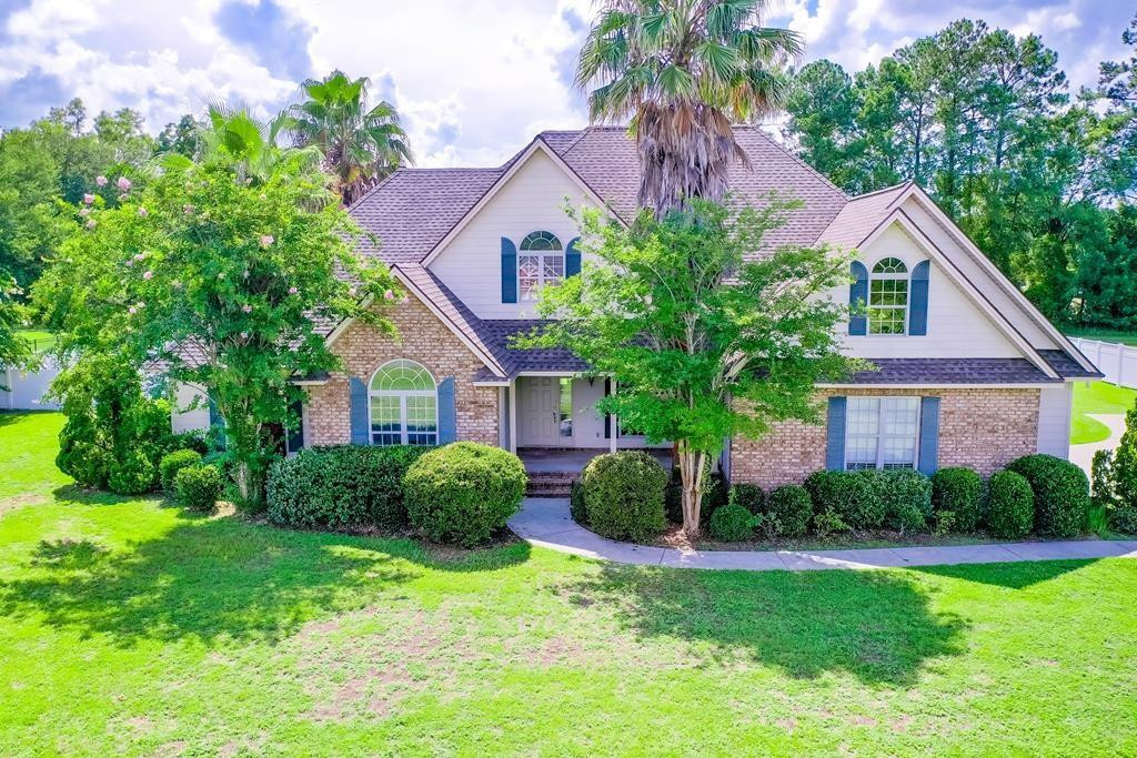6105 Cottonwood Lane