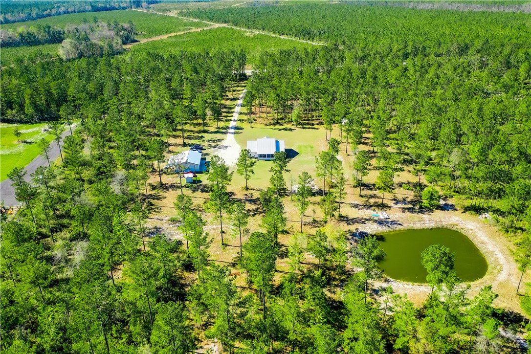 32086 Hwy 121 Highway