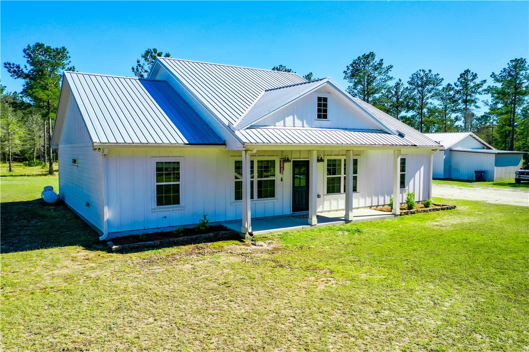 32086 Hwy 121 Highway