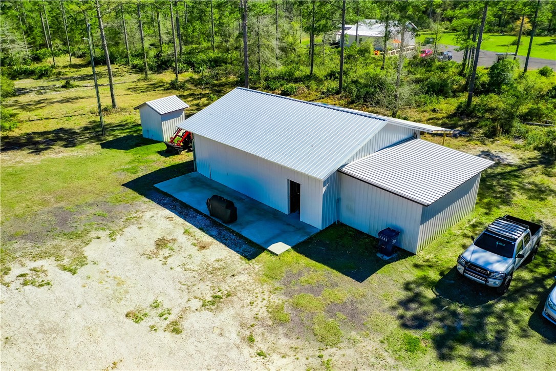32086 Hwy 121 Highway