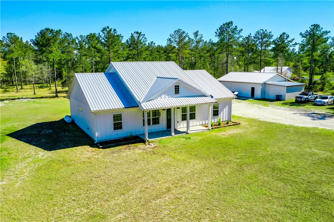 32086 Hwy 121 Highway