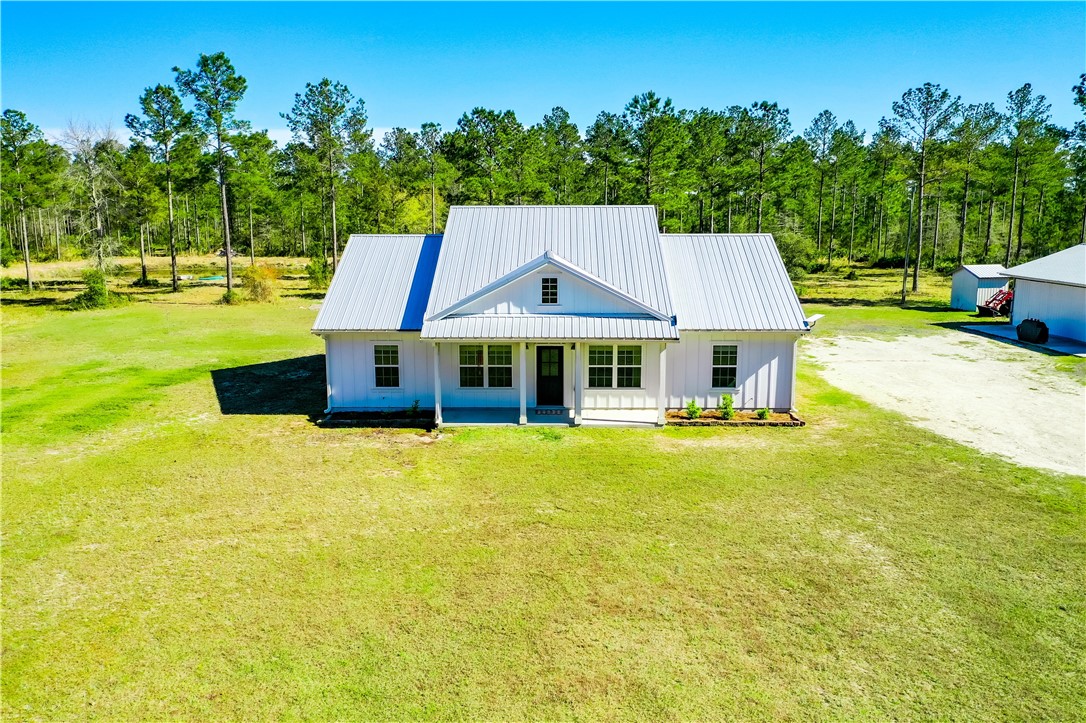 32086 Hwy 121 Highway