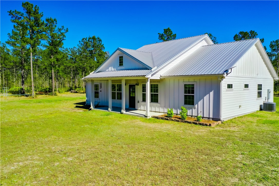 32086 Hwy 121 Highway