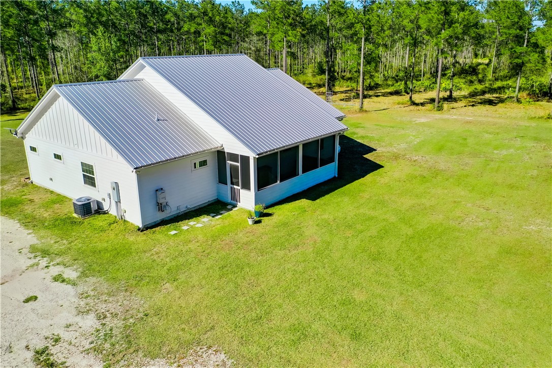 32086 Hwy 121 Highway