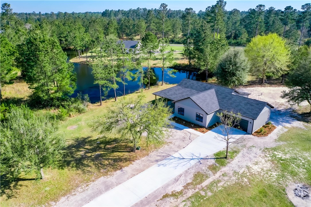 12 Bartram Lake Trail