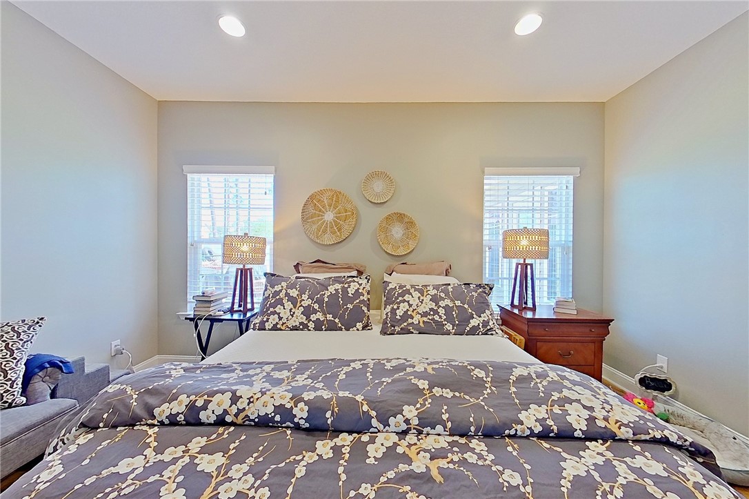 6610 Pine Ridge Circle