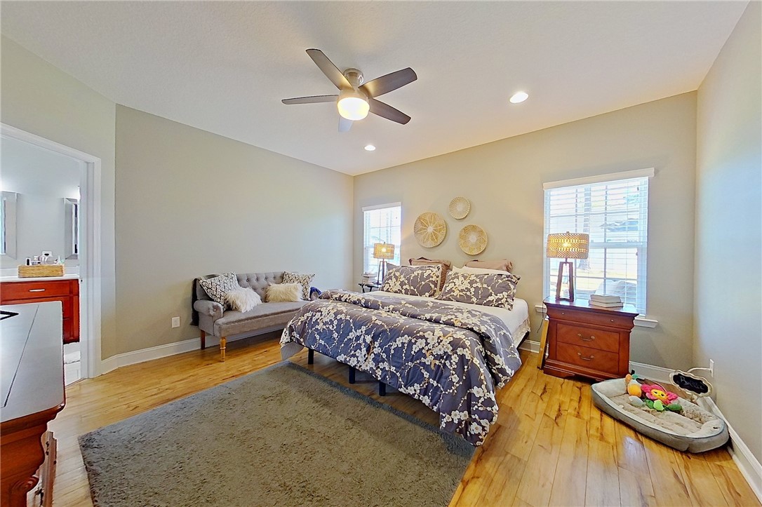 6610 Pine Ridge Circle