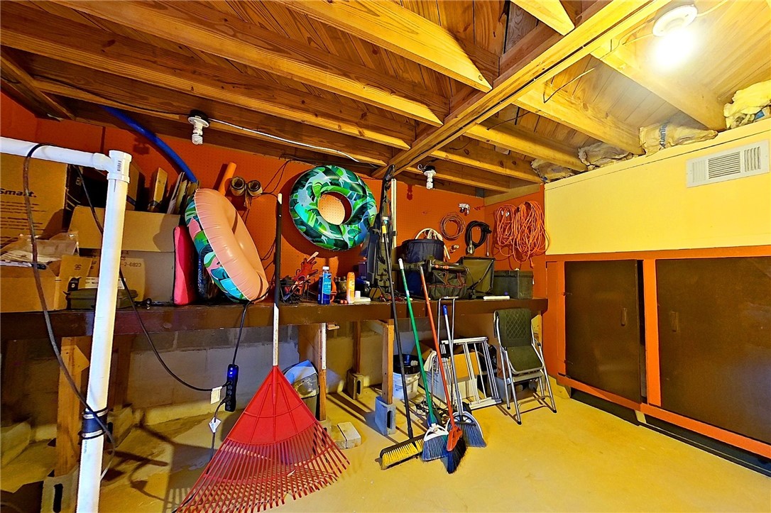 1303 Jasmine Circle