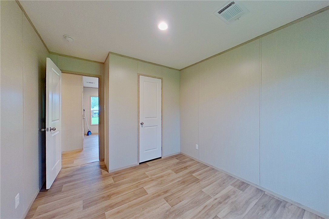 4159 Folks Drive
