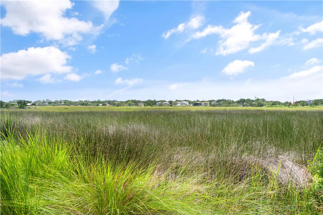 104 Demere Retreat Lane