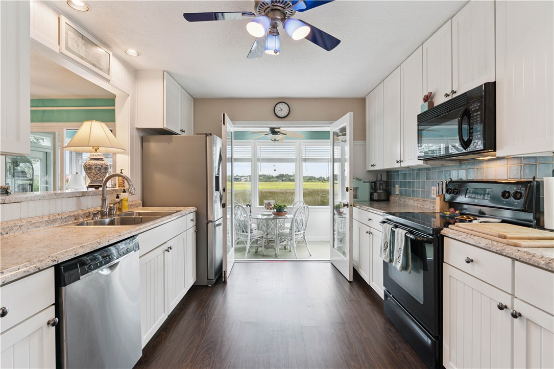 104 Demere Retreat Lane